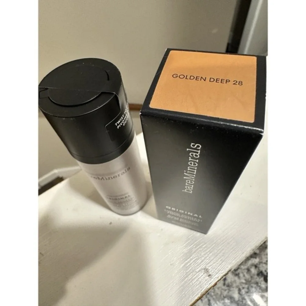 bareMinerals Original Liquid Mineral Foundation Golden Deep‎ 28 SPF 20 1 fl oz